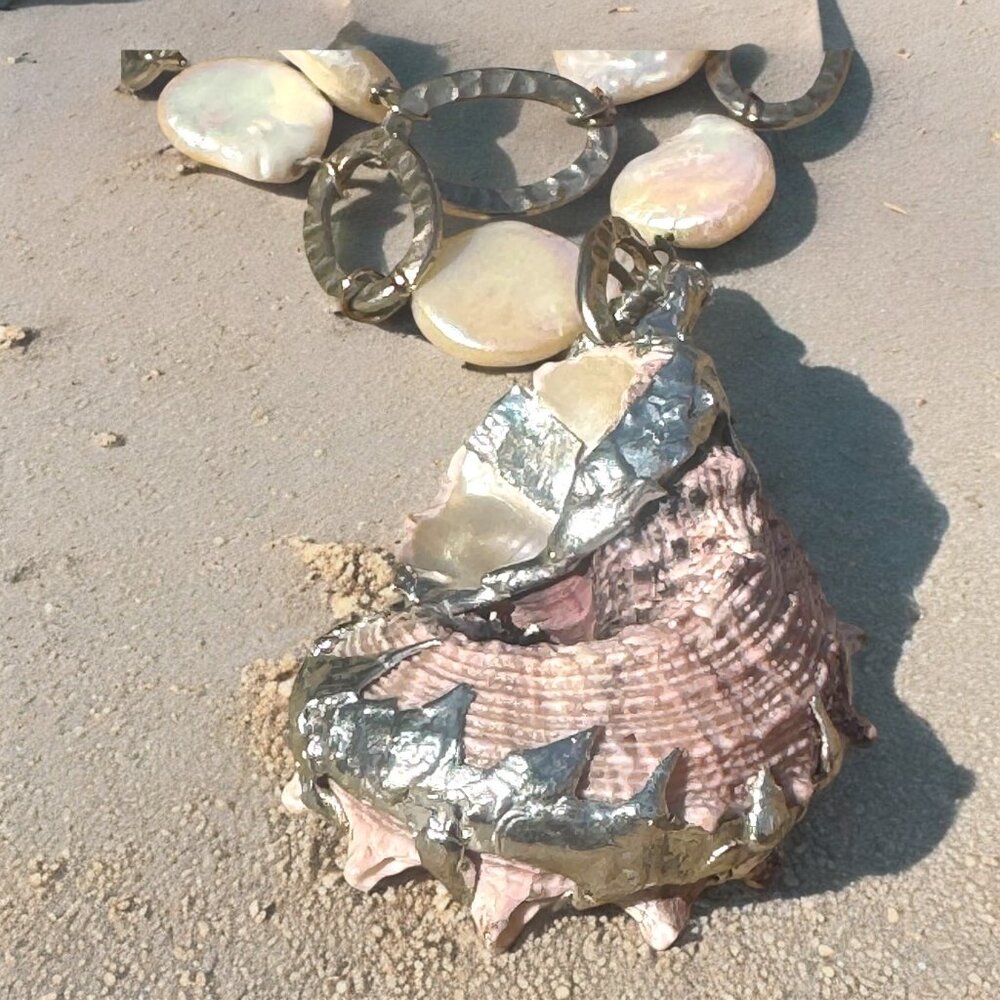 Conch Shell & White Keshi Teardrop Pearl Necklace With Artisan Silver Metalwork - Picture 6 of 17